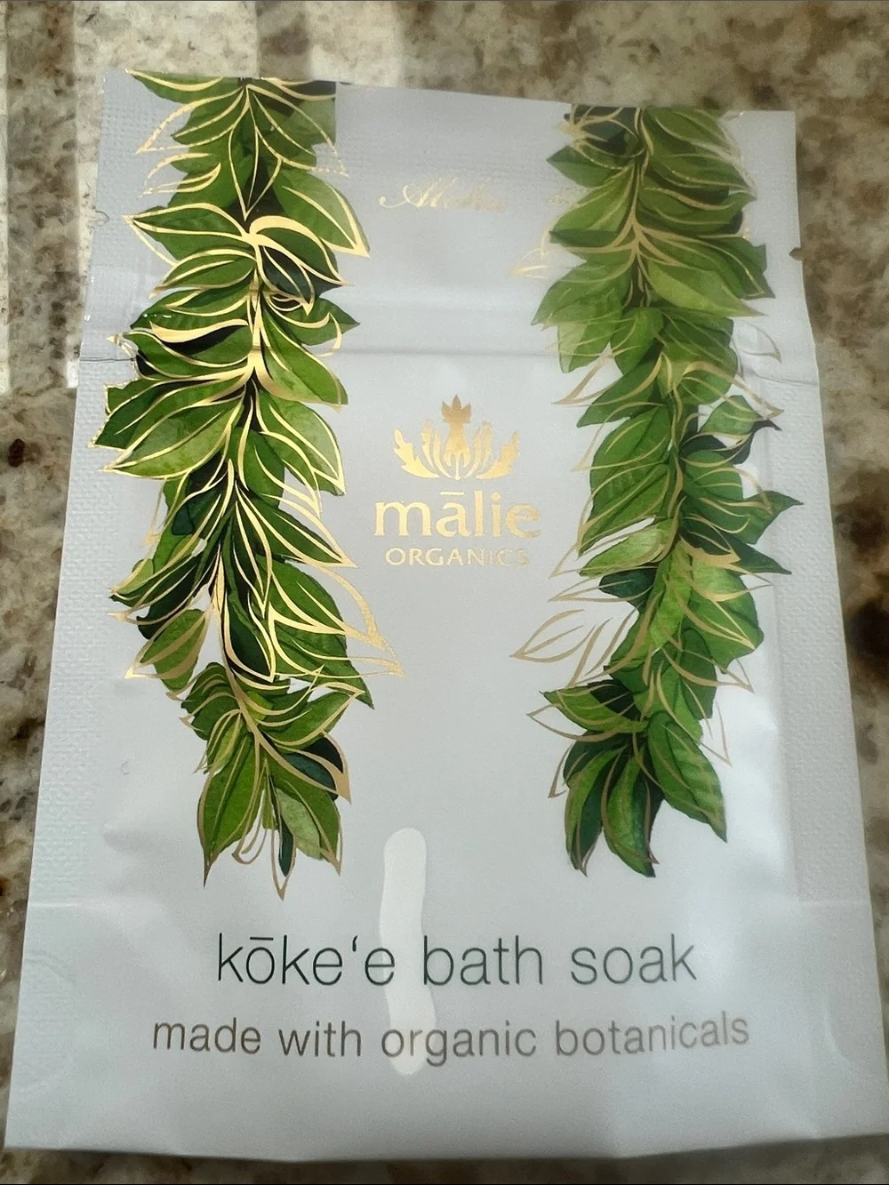 MALIE ORGANICS ASSORTMENT OF PRODUCTS FOR BODY & BATH NIB